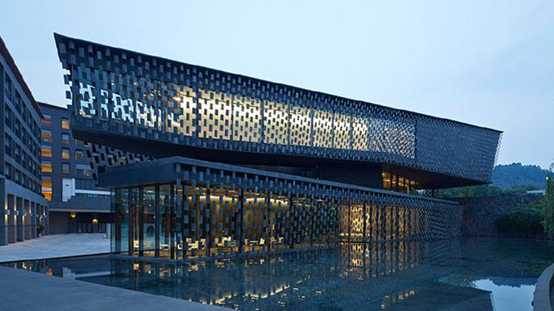 如何打造一個(gè)經(jīng)典的美術(shù)館網(wǎng)站？